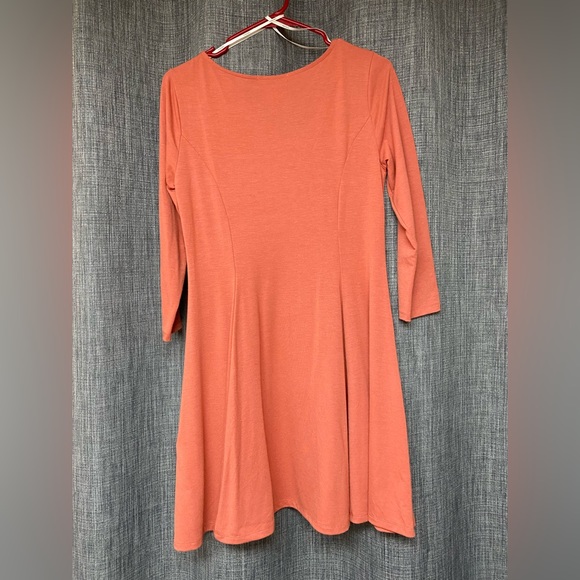 Forever 21 ‘Women's Rust Orange 3/4 Sleeve Pullover Shift Dress’ Large (L) - Picture 2 of 4
